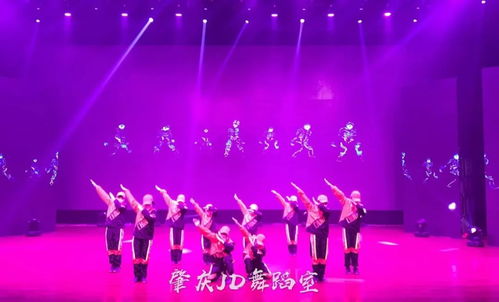 jd少兒街舞學員閃耀廣東廣播電視臺春晚，電視節目錄制傳遞青春活力